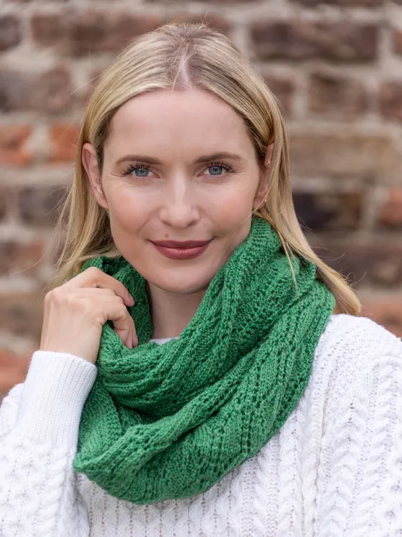 Best Sweater Shop 100% Merino Wool Infinity Snood Kiwi