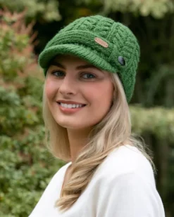 New Sweater Shop Aran Cable Knit Peak Hat Green