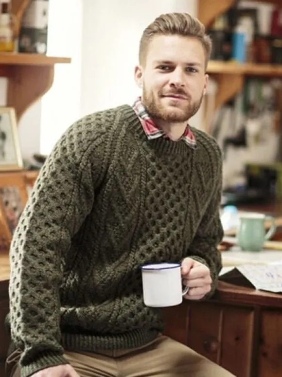 New Sweater Shop Aran Handknit Sweater S157 Green