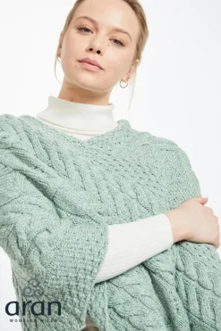 Hot Sweater Shop Aran Supersoft Merino Wool Poncho - Mint