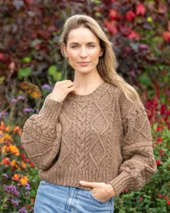 Best Sweater Shop Cable Knit Cropped Crew Neck Sweater Biscuit