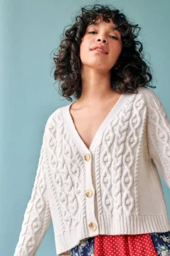 Fashion Sweater Shop Cropped Cable Knit V Neck Cardigan Ivory