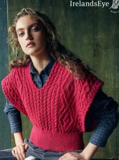 Online Sweater Shop Diamond Vest Bramble Red
