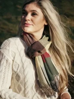 New Sweater Shop Extra Fine Merino Wool Scarf 145