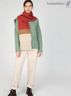 New Sweater Shop IrelandsEye Knitwear u2018Elderu2019 Contrast Panel Scarf Apple Sunset