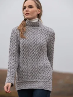 Sale Sweater Shop Luxurious Cable Knit Sweater - Grey