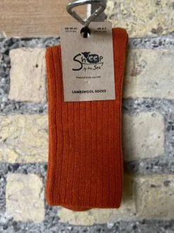 Fashion Sweater Shop Luxurious Lambswool Socks - Rust