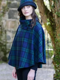 Discount Sweater Shop Mucros Tweed Poncho Navy and Green