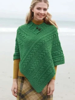 Hot Sweater Shop One Size Cable knit Poncho with Buttons Kelly Green