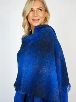 Best Sweater Shop Ruanna Celtic Cape Blue Check