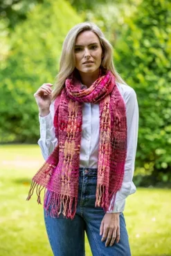 Best Sweater Shop Suantrai of Ireland Open Weave Wool Scarf Pink