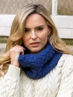 Clearance Sweater Shop Super Soft Aran Snood Royal Blue B859