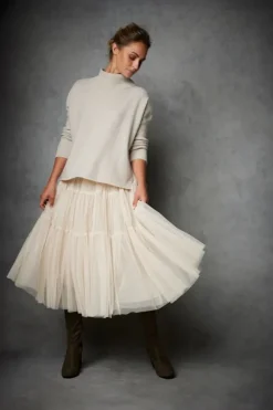 Best Sweater Shop Super Soft Merino Wool / Cashmere Sweater - Beige