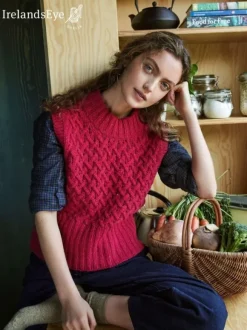 Outlet Sweater Shop Trellis Crop Vest Bramble Red