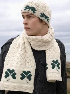 Outlet Sweater Shop Unisex Aran Hat with Shamrocks