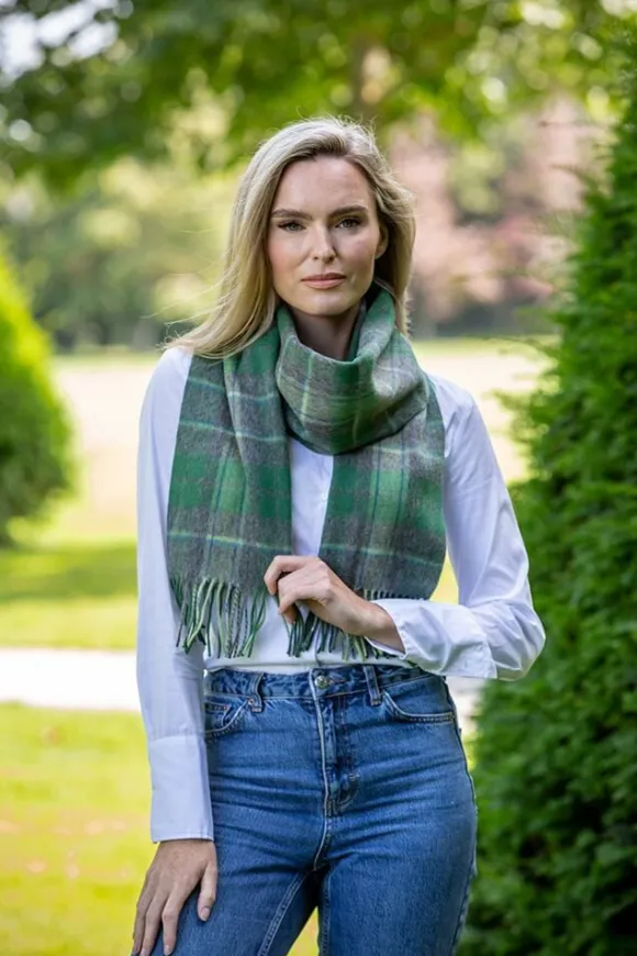 Outlet Sweater Shop Wool and Cashmere Scarf Green Tartan